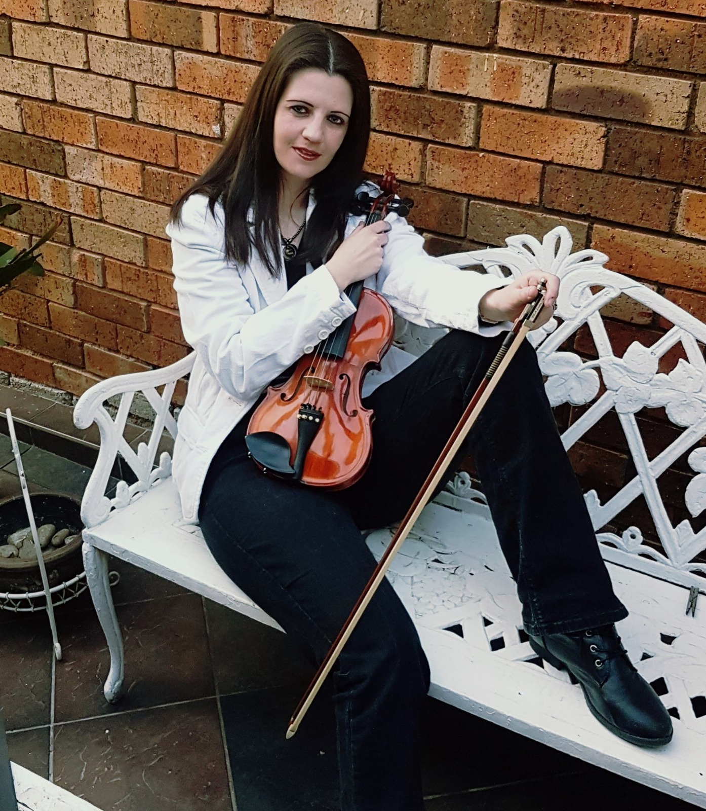 Kim Appelgryn - Author